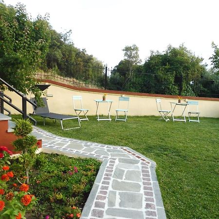 Helianthos Villa - Apartment No1 Palaiontsiflikion Luaran gambar