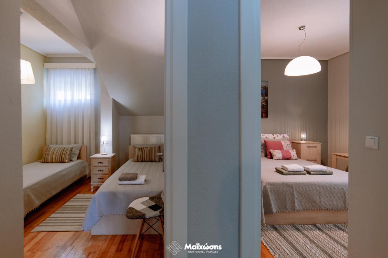 Helianthos Villa - Apartment No1 Palaiontsiflikion Luaran gambar