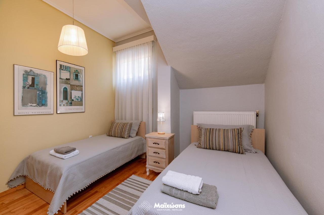 Helianthos Villa - Apartment No1 Palaiontsiflikion Luaran gambar