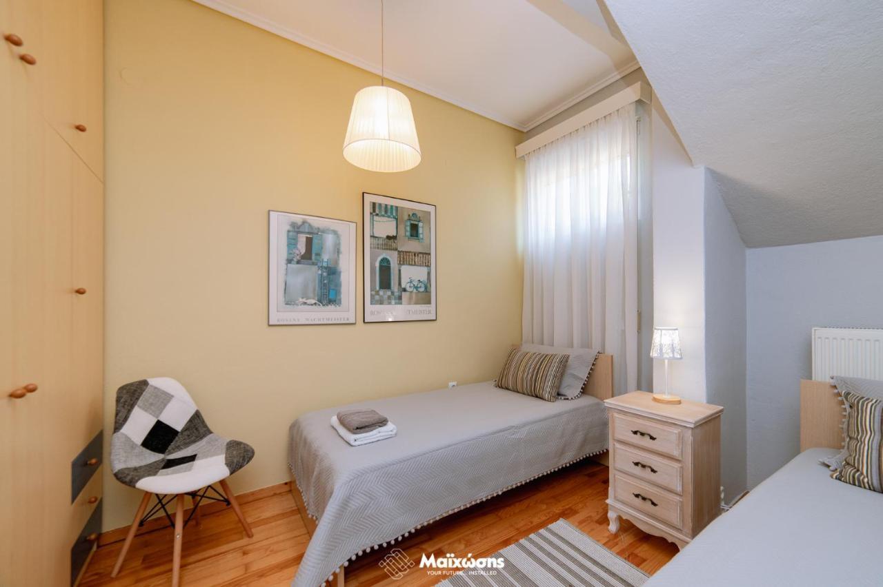 Helianthos Villa - Apartment No1 Palaiontsiflikion Luaran gambar